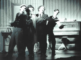 Die Marx Brothers - Ruhe am Set! · Konzerthaus Klagenfurt, 2000 · mit Sam Madwar, Robert Kolar und Markus Schöttl · Photo by Günter Jagoutz